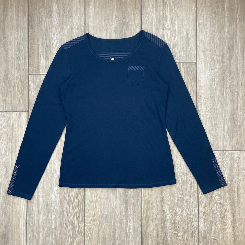 REI Rockwell Long Sleeve Tee Women's Small Blue Pocket Button Cuff NWT Cotton